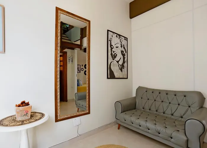 Refugio Charmoso Em Conforto, Estilo E Localizacao Imbativel Porto Alegre