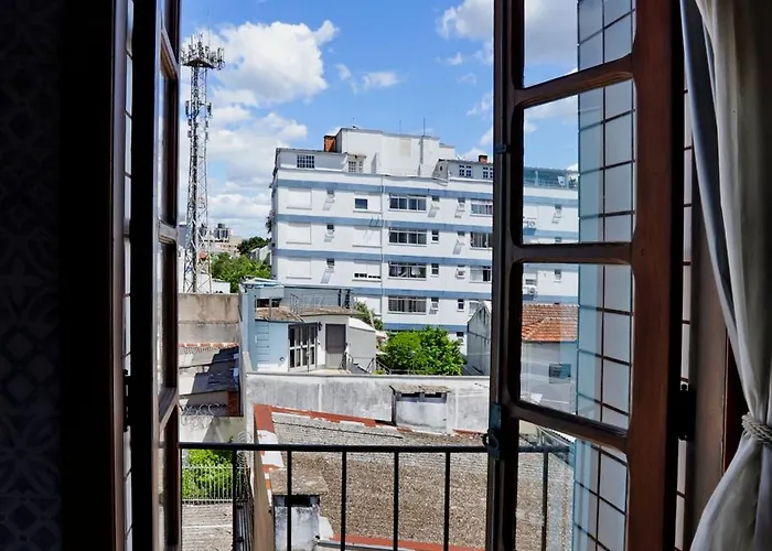 Refugio Charmoso Em Conforto, Estilo E Localizacao Imbativel Porto Alegre